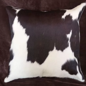 Whole piece、Natural Black & White Cow Pattern、Genuine Hair-on Cowhide、